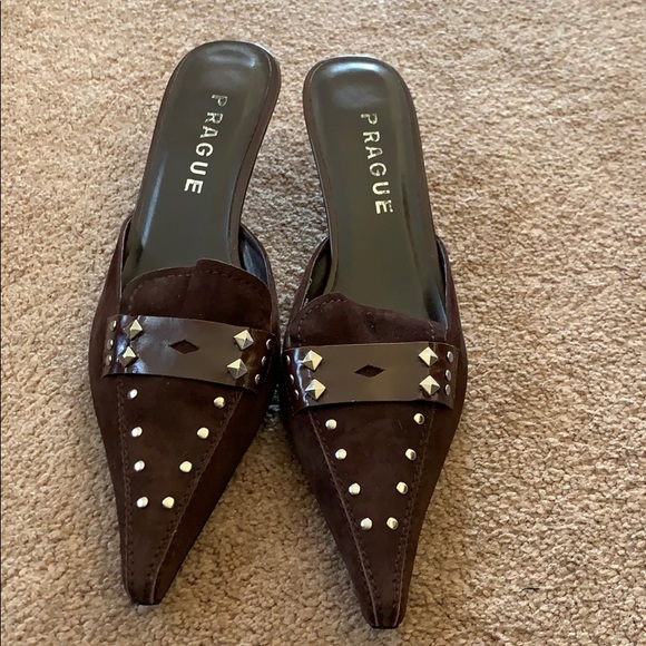 Prague suede chocolate brown open back shoes - Picture 2 of 5